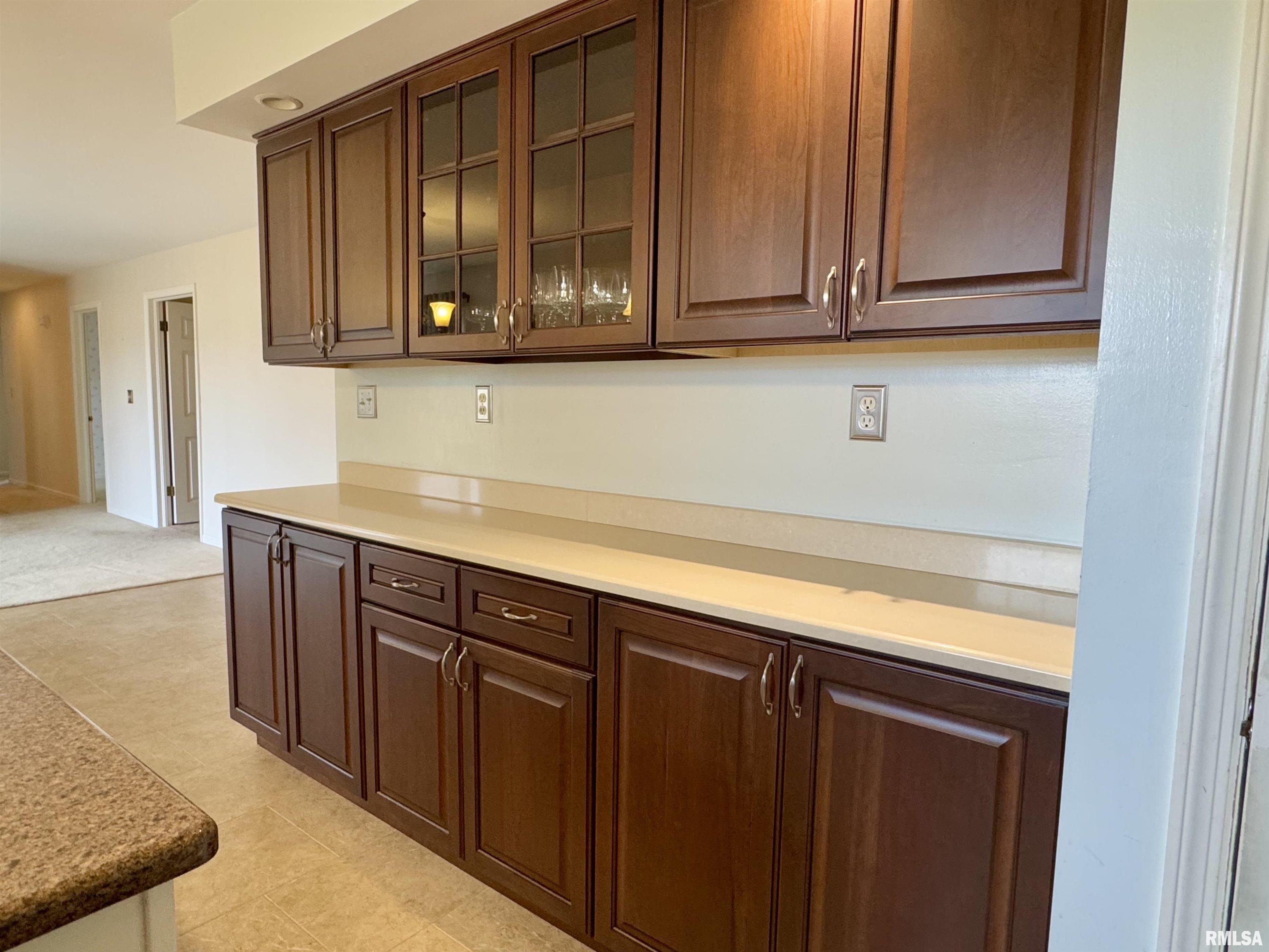 1347 Carolbeth Avenue Macomb, IL 61455 - Photo 19 of 42