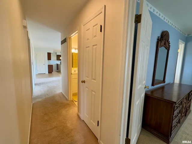 $184,000 | 1347 Carolbeth Avenue, Macomb, IL 61455