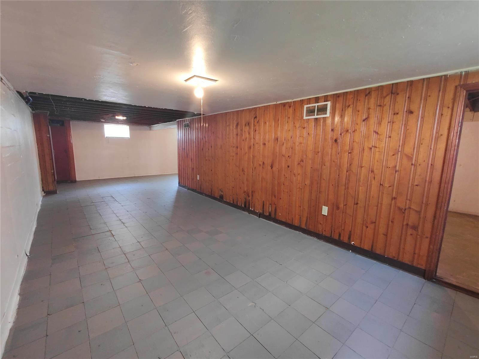 6121 Washington Avenue Berkeley, MO 63134 - Photo 19 of 20