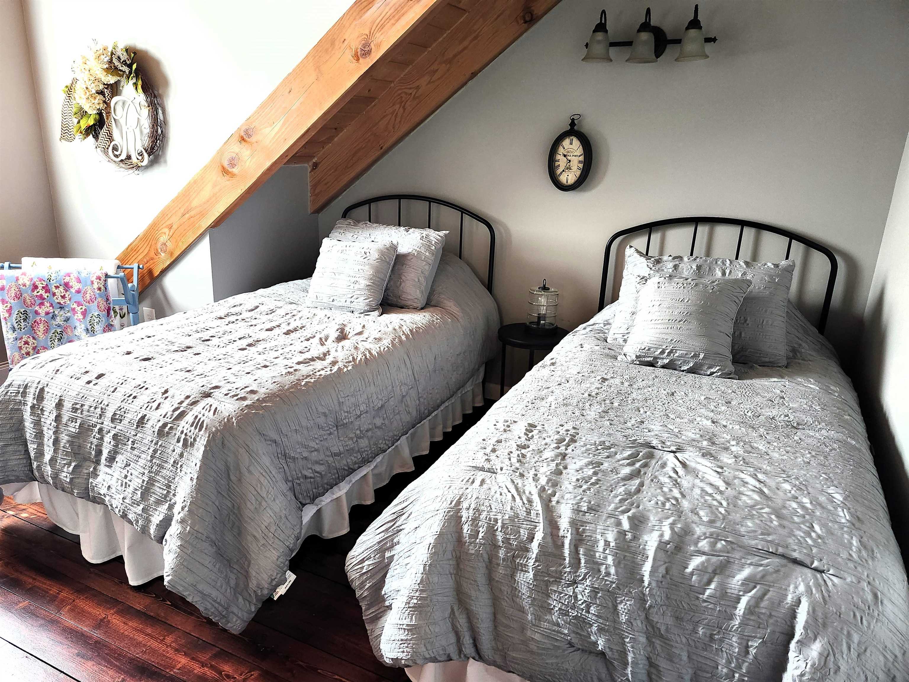 91 Goose Hollow Road Campton, NH 03223 - Photo 3 of 22