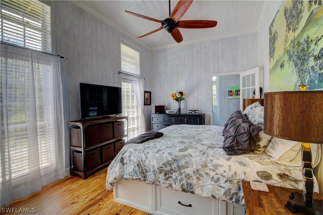 6998 Pineland Road Bokeelia, FL 33922 - Photo 9 of 25 Gallery Image 9