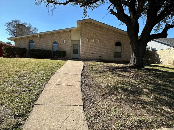 $324,900 | 4601 Elm Ridge Lane, Garland, TX 75044