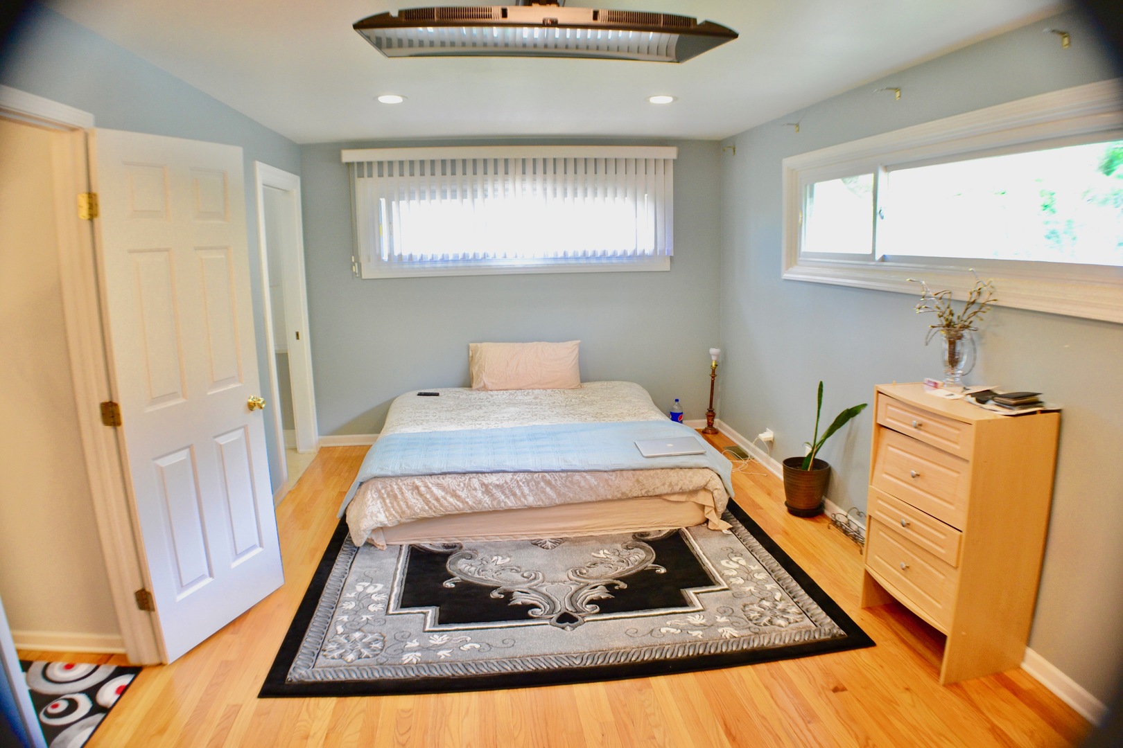 2014 Driving Park Road Wheaton, IL 60187 - Photo 9 of 32 a bedroom with a bed and wooden floor