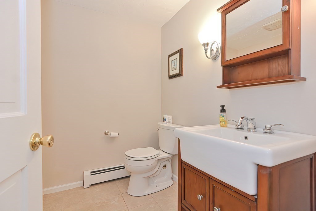 136 Mitchell Road Holliston, MA 01746 - Photo 24 of 42 Gallery Image 24
