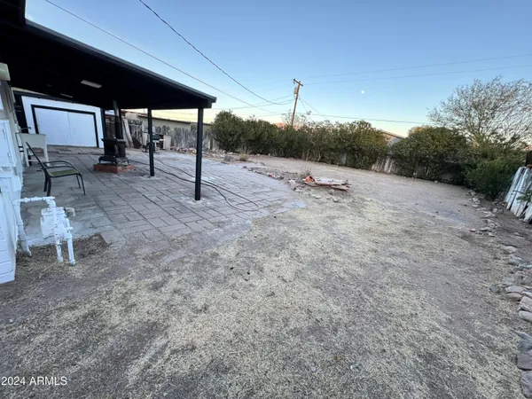 $205,000 | 745 San Pedro Drive, Mammoth, AZ 85618