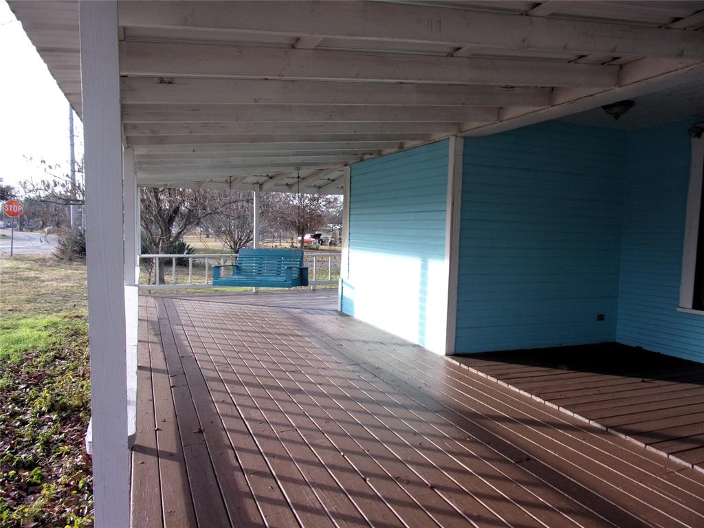 325 C R 100 San Saba, TX 76877 - Photo 3 of 21 a view of a porch