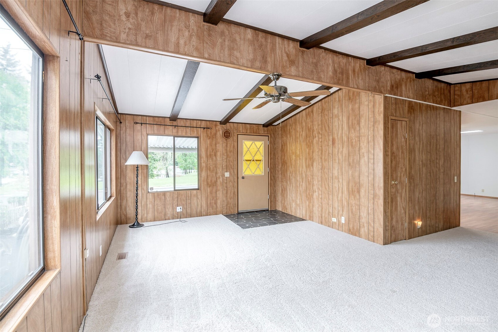 201 Union Avenue Southeast, Unit 147 Renton, WA 98059 - Photo 6 of 20 a view of entryway