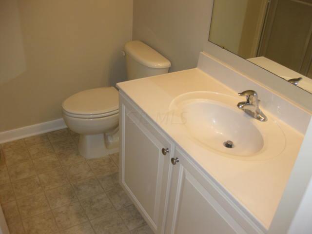 7233 Springview Lane Dublin, OH 43016 - Photo 23 of 29