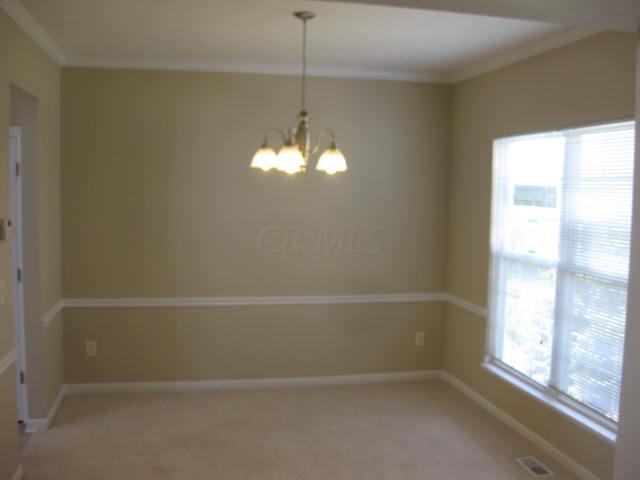 7233 Springview Lane Dublin, OH 43016 - Photo 5 of 29
