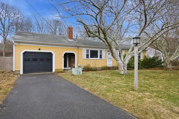 $500,000 | 66 Arrowhead Drive, Hyannis, MA 02601