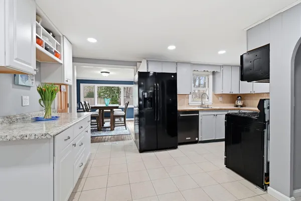 $500,000 | 66 Arrowhead Drive, Hyannis, MA 02601