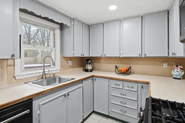 $500,000 | 66 Arrowhead Drive, Hyannis, MA 02601