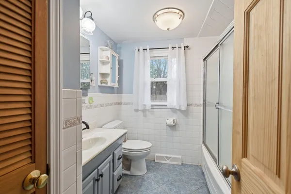 $500,000 | 66 Arrowhead Drive, Hyannis, MA 02601