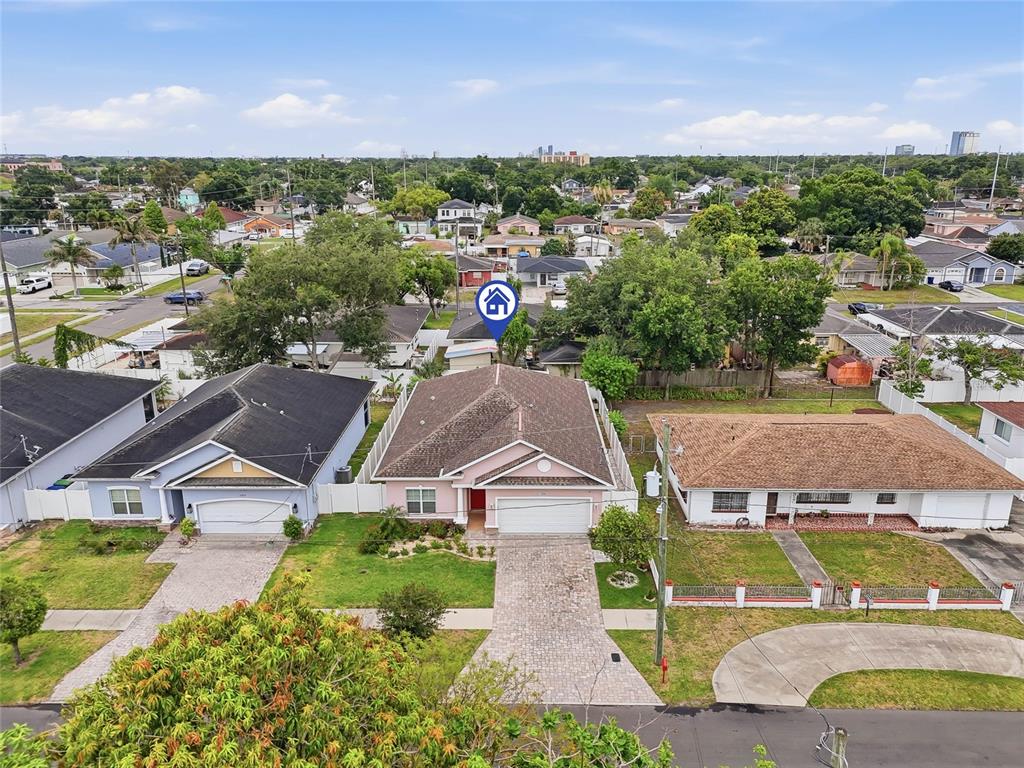 2906 West Douglas Street Tampa, FL 33607 - Photo 30 of 36 an aerial view of residential houses with outdoor space