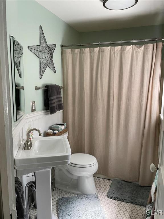 542 Goepp Circle Bethlehem, PA 18018 - Photo 22 of 32 BATHROOM UPDATED