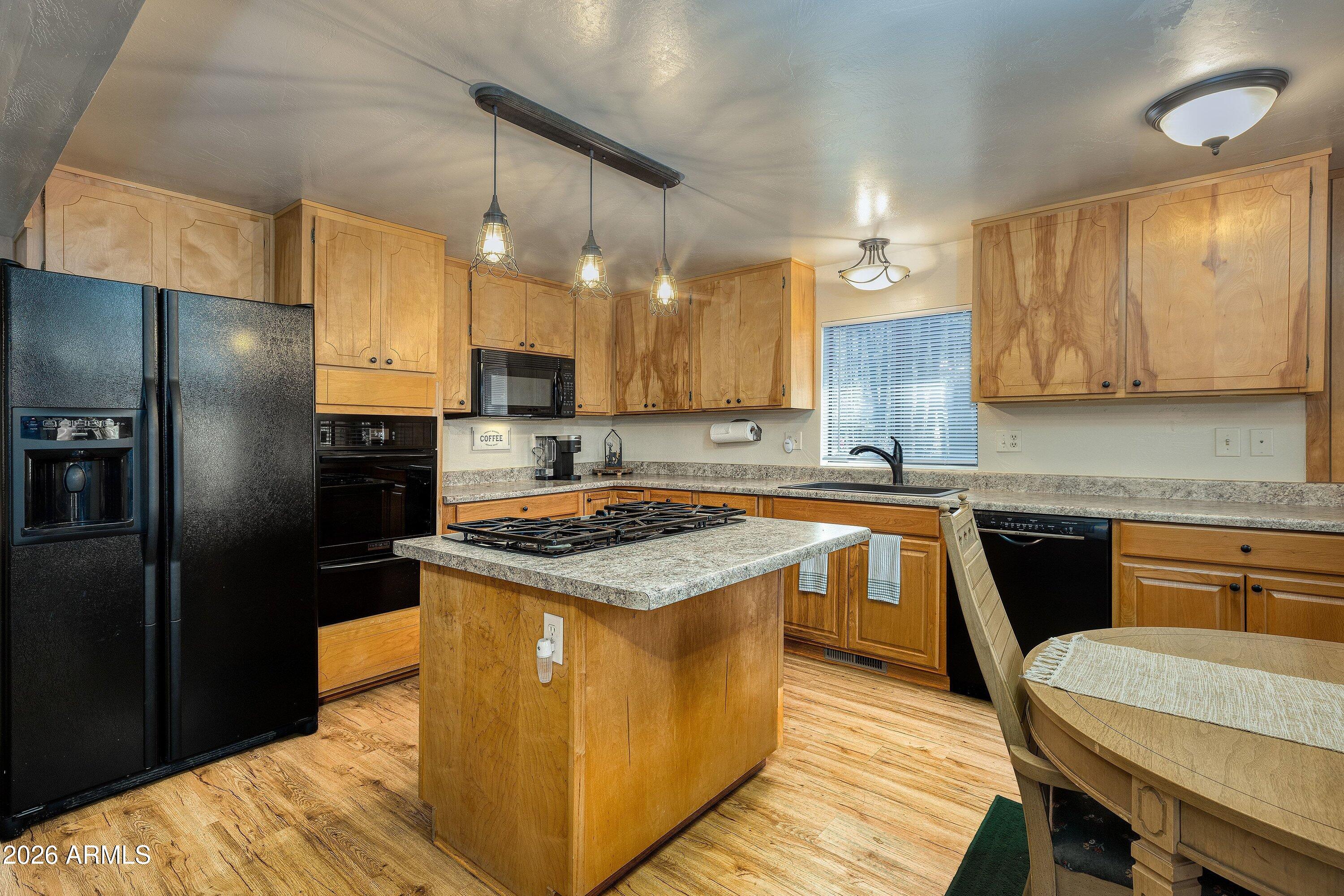 8224 White Oak Road Pinetop, AZ 85935 - Photo 17 of 48 NEW APPLIANCES