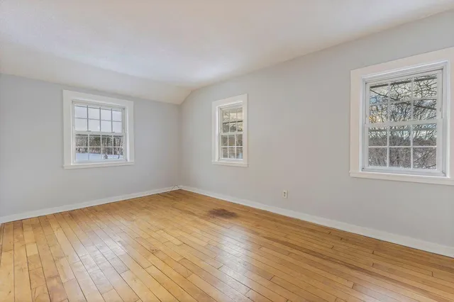 $365,000 | 9 Office Drive, Bath, ME 04530