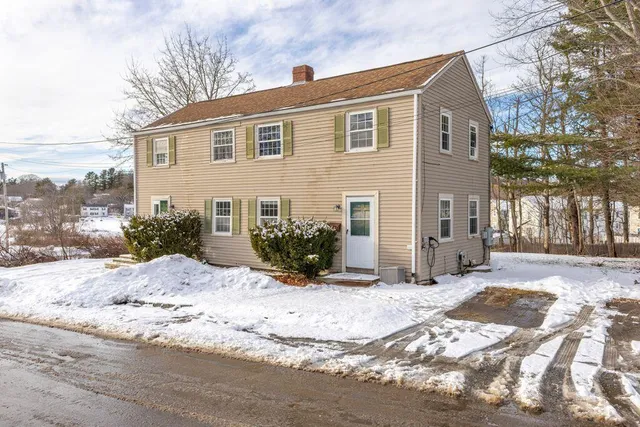 $365,000 | 9 Office Drive, Bath, ME 04530