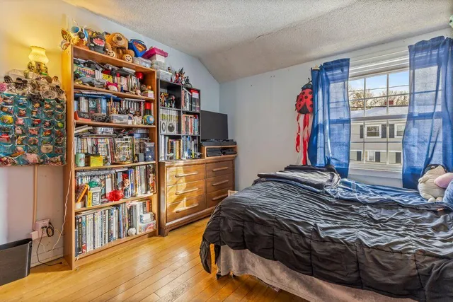 $365,000 | 9 Office Drive, Bath, ME 04530