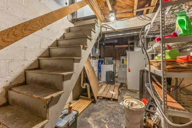 $365,000 | 9 Office Drive, Bath, ME 04530