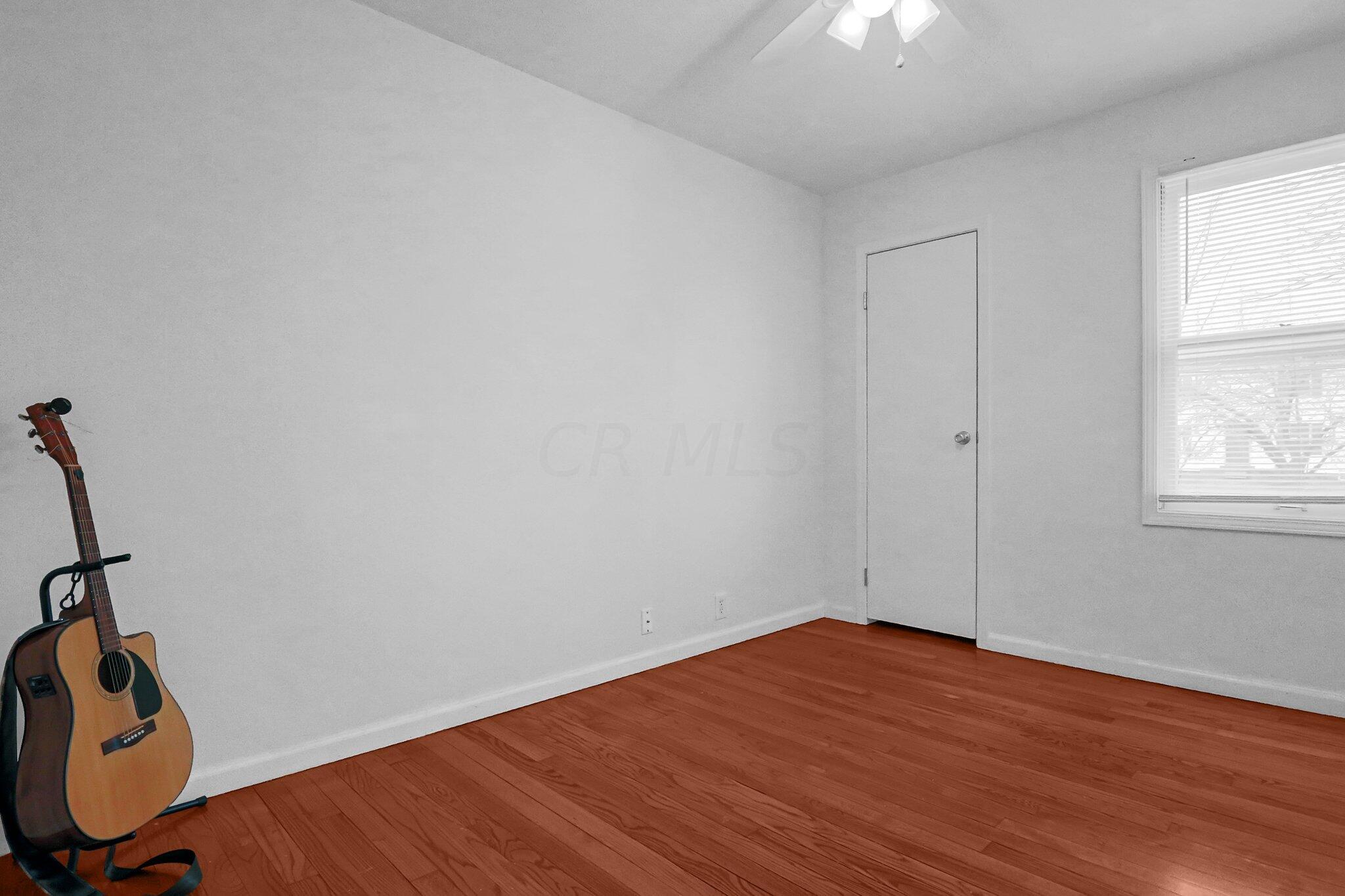 3494 Maize Road Columbus, OH 43224 - Photo 11 of 28 10-web-or-mls-3494-maize-rd