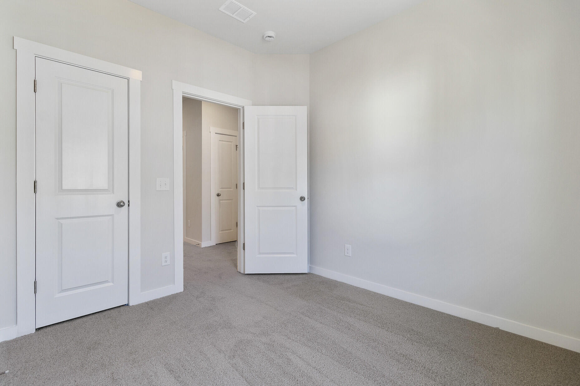 413 Caledon Court Johns Island, SC 29455 - Photo 35 of 53 Primary Bed