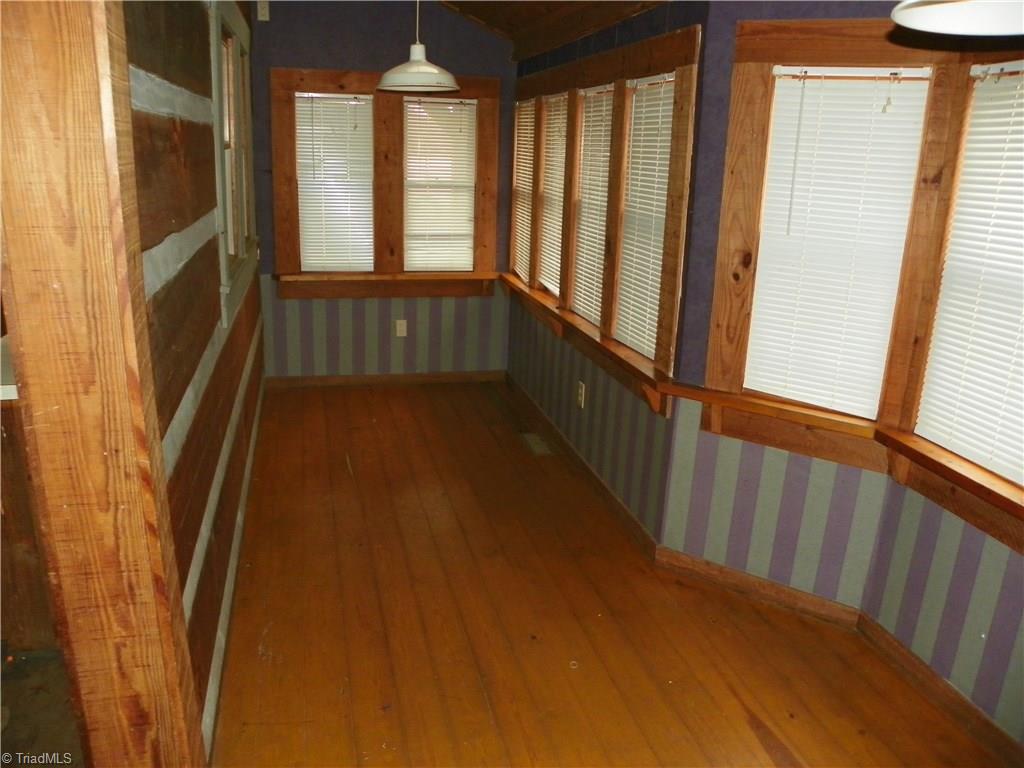 1301 Sink Farm Road Lexington, NC 27295 - Photo 7 of 10 Dining area off kitchen
