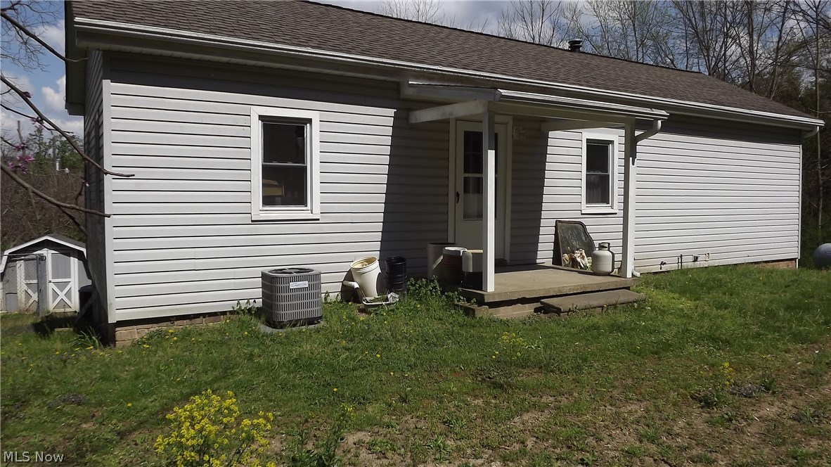 2980 Licking Road Zanesville, OH 43701 - Photo 4 of 20