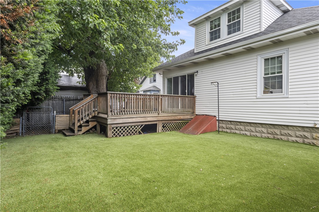 68 Friendly Road Cranston, RI 02910 - Photo 33 of 35 Gallery Image 33