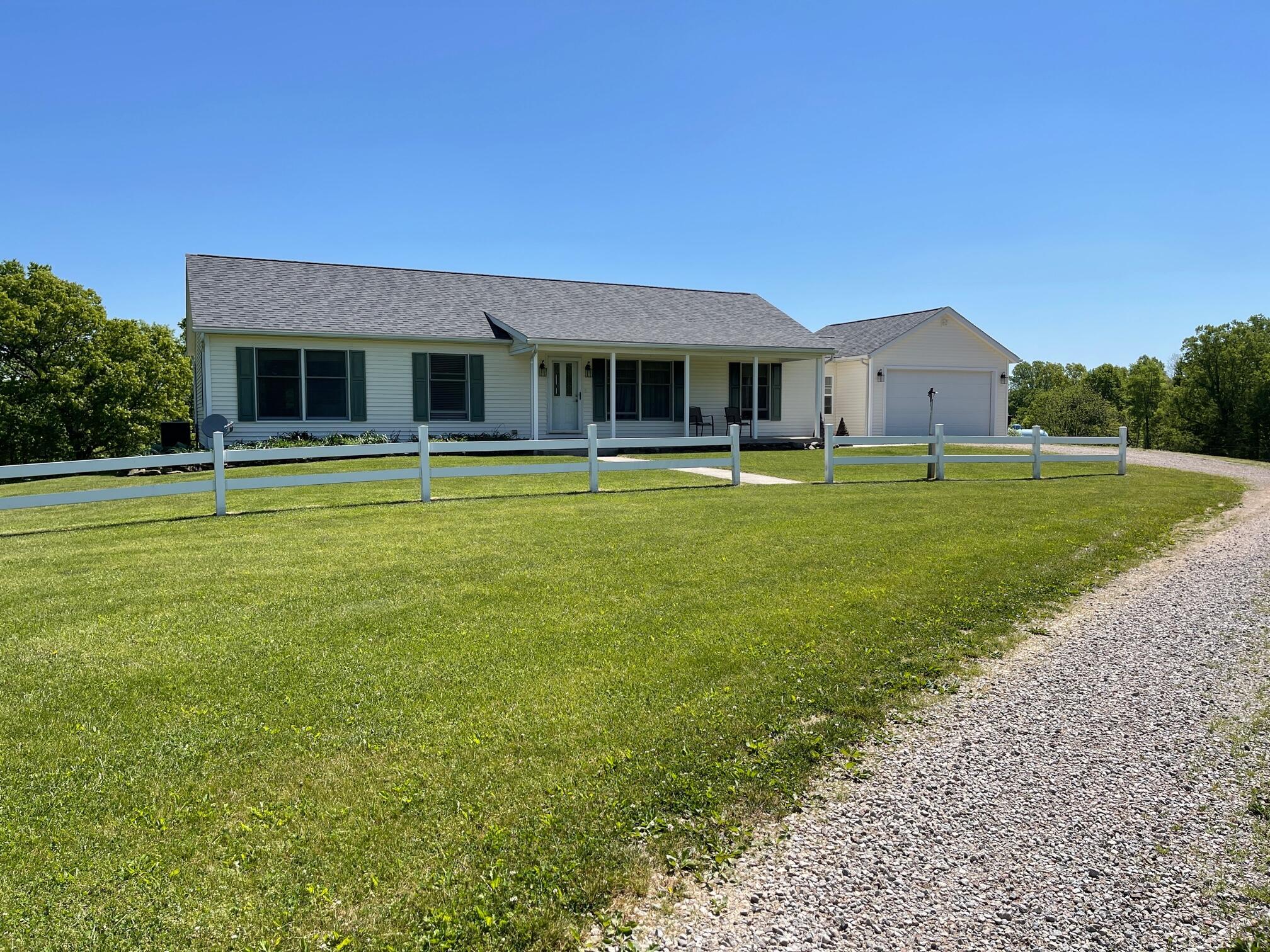 31520 Cane Road Logan, OH 43138 - Photo 2 of 52 IMG_6565