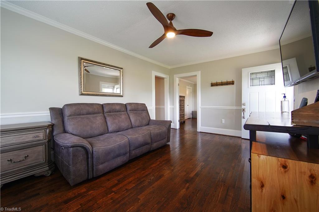 2811 Darrow Road Walkertown, NC 27051 - Photo 17 of 37 Gallery Image 17