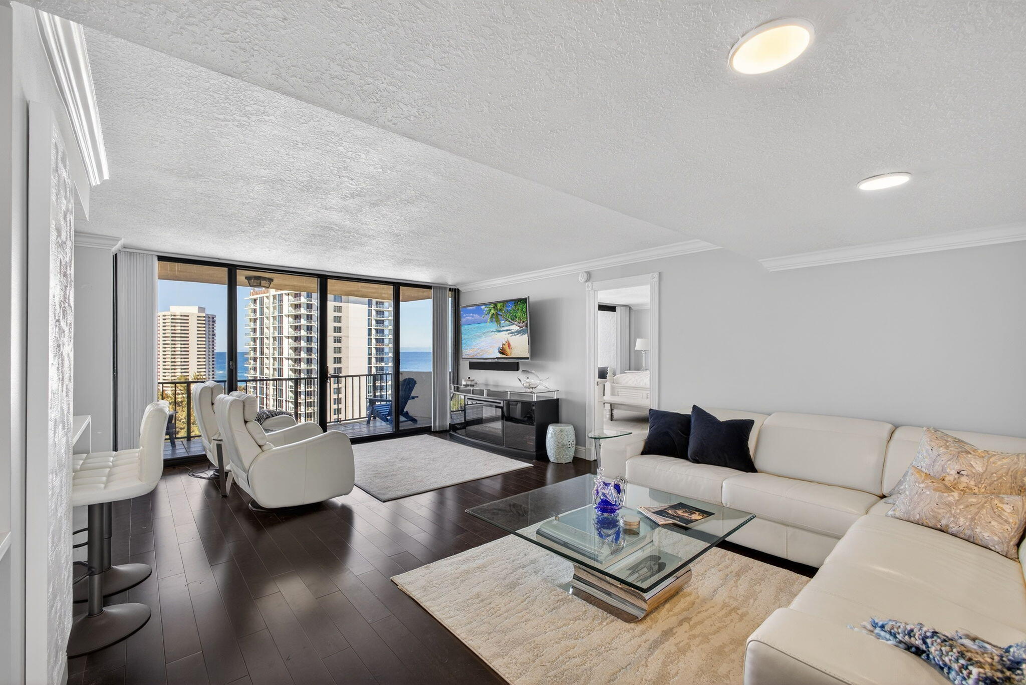 4200 North Ocean Drive, Unit 21706 Riviera Beach, FL 33404 - Photo 17 of 60 16-web-or-mls-5D1A3578