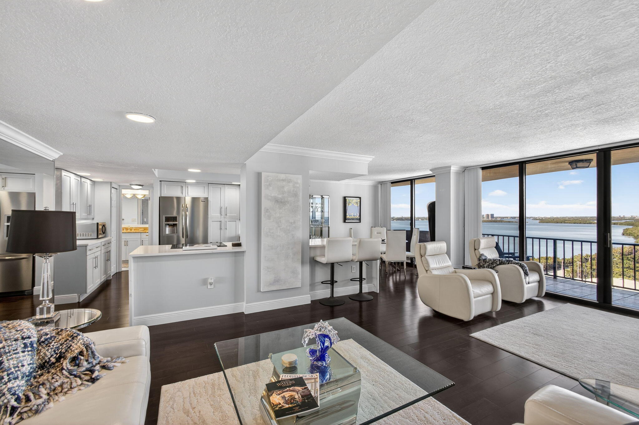 4200 North Ocean Drive, Unit 21706 Riviera Beach, FL 33404 - Photo 19 of 60 19-web-or-mls-5D1A3589