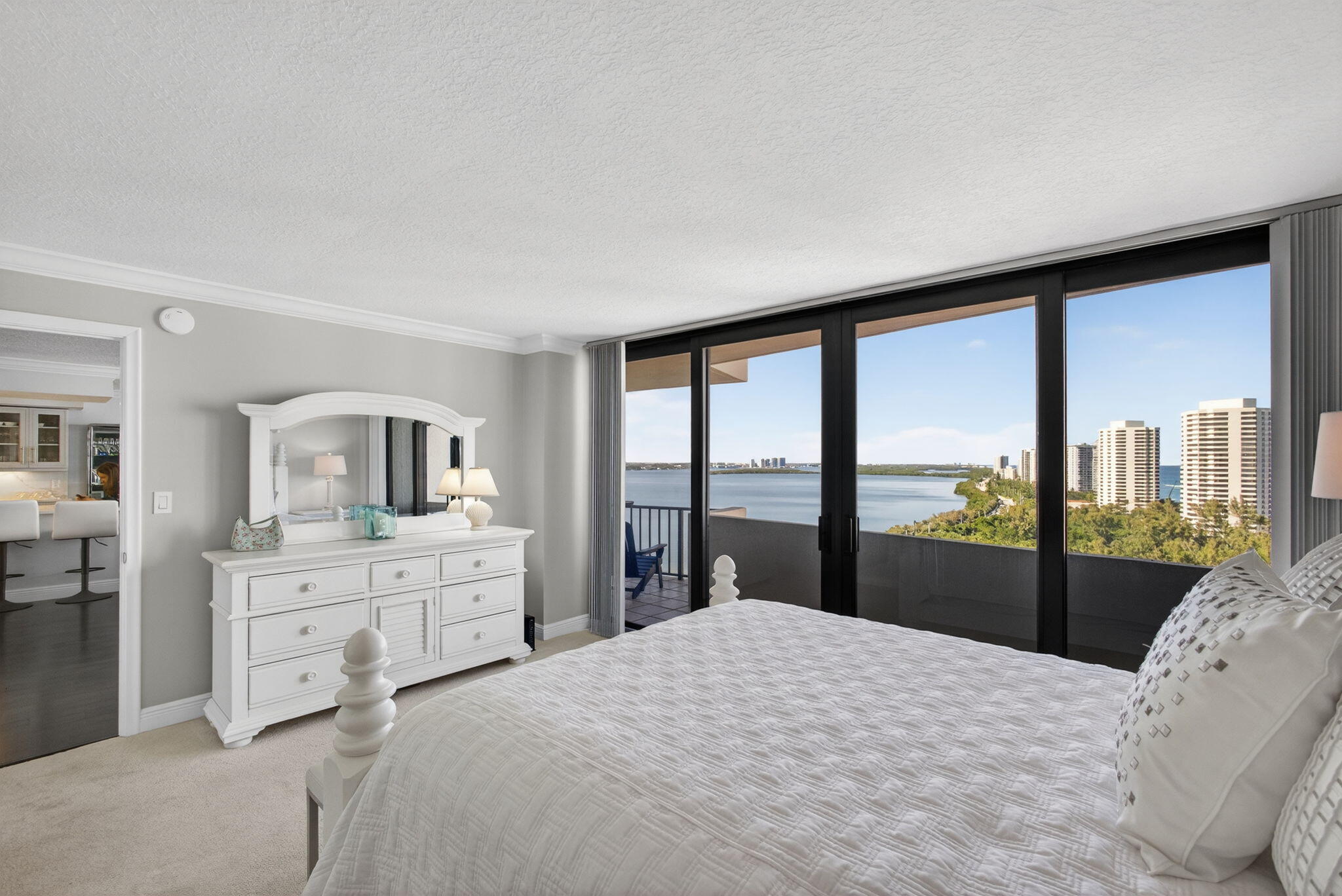 4200 North Ocean Drive, Unit 21706 Riviera Beach, FL 33404 - Photo 24 of 60 24-web-or-mls-5D1A3621