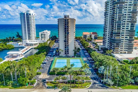 $550,000 | 4200 North Ocean Drive, Unit 21706, Riviera Beach, FL 33404