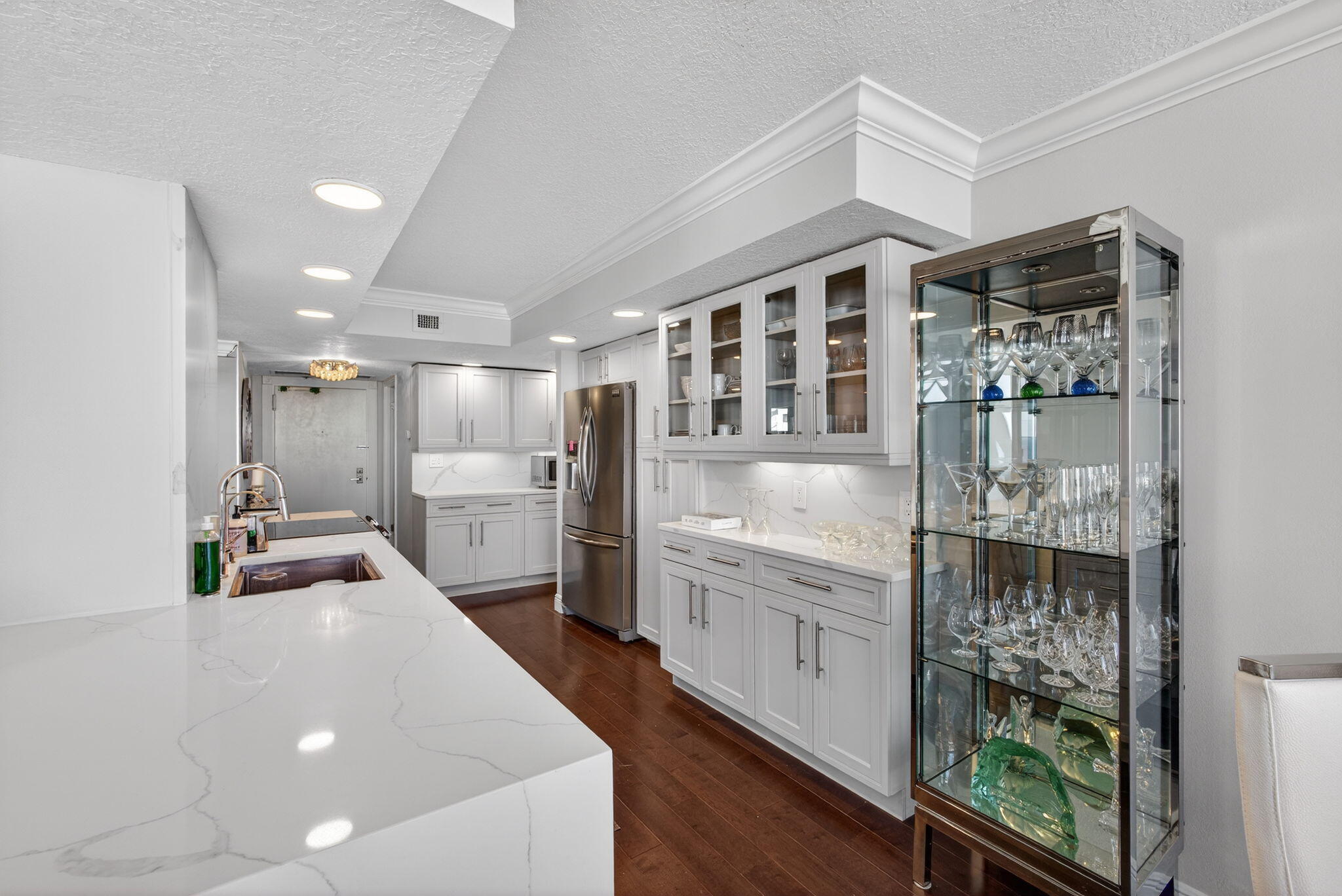 4200 North Ocean Drive, Unit 21706 Riviera Beach, FL 33404 - Photo 10 of 60 9-web-or-mls-5D1A3539