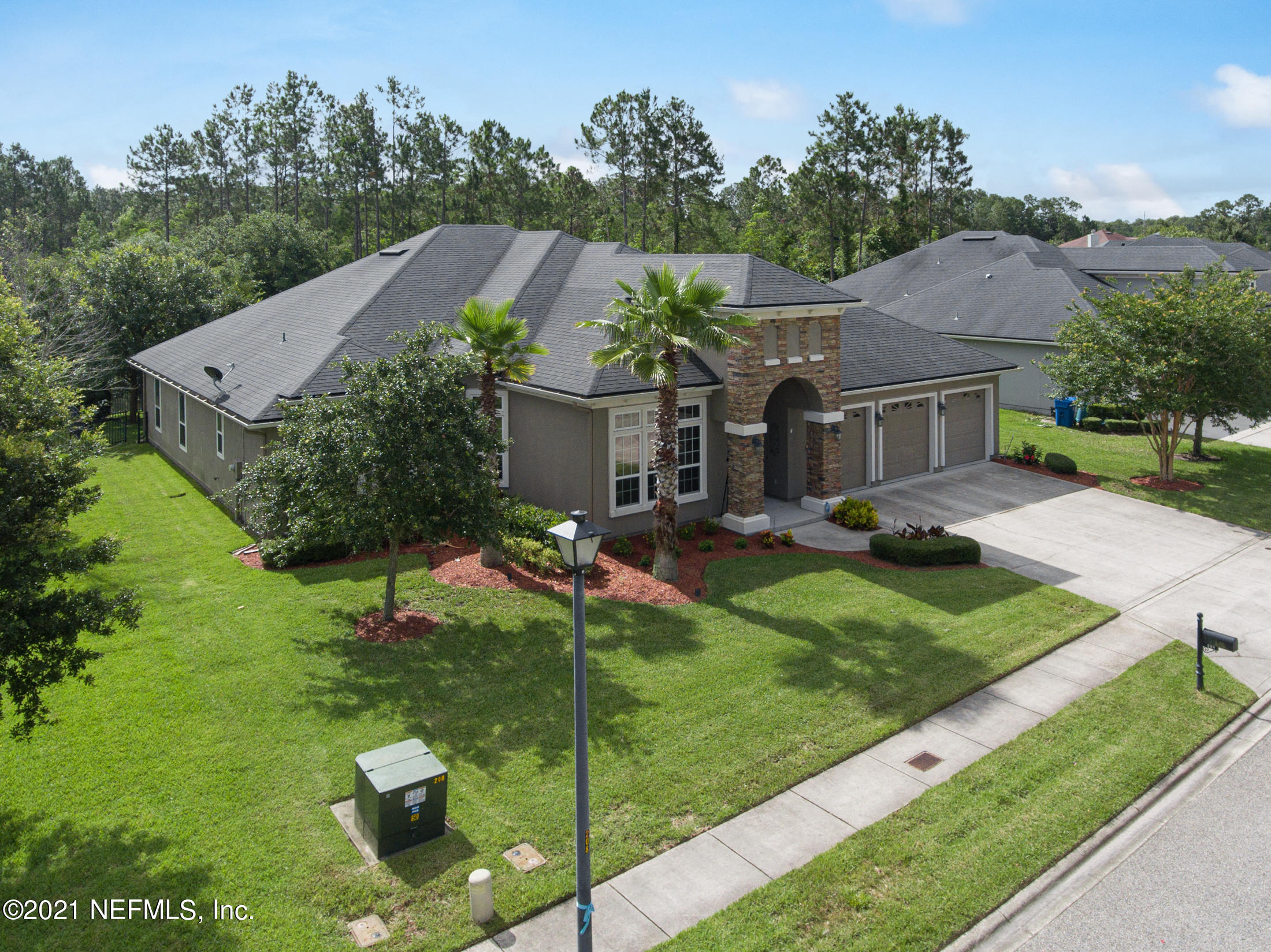 198 Glen Laurel Drive St. Johns, FL 32259 - Photo 44 of 51 a aerial view of a house