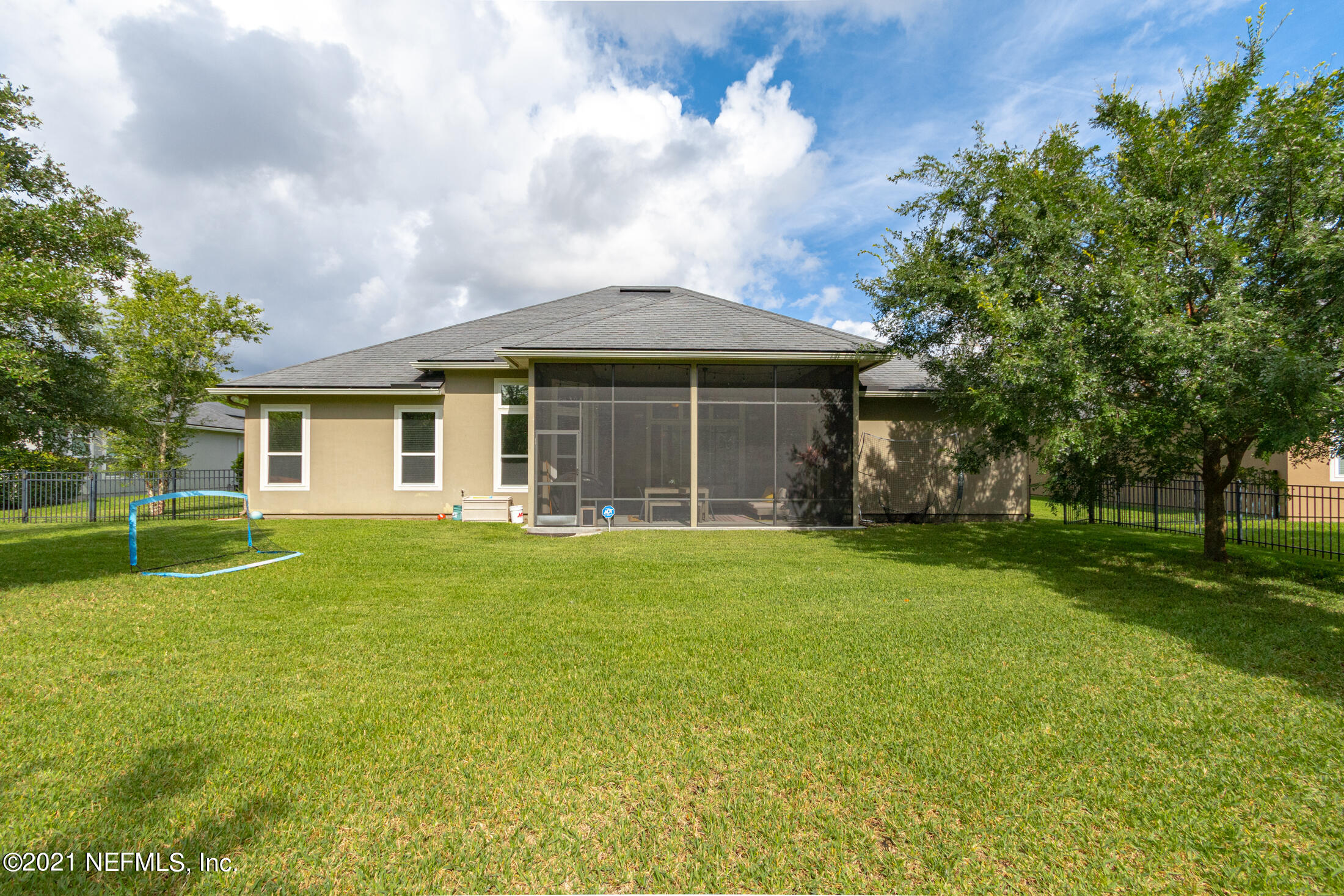 198 Glen Laurel Drive St. Johns, FL 32259 - Photo 5 of 51 a front view of a house with a garden