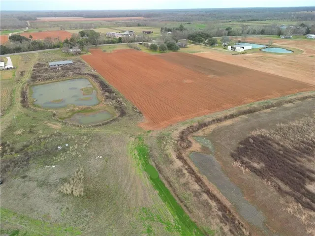 $130,000 | 3578 451st Highway, Moreauville, LA 71355