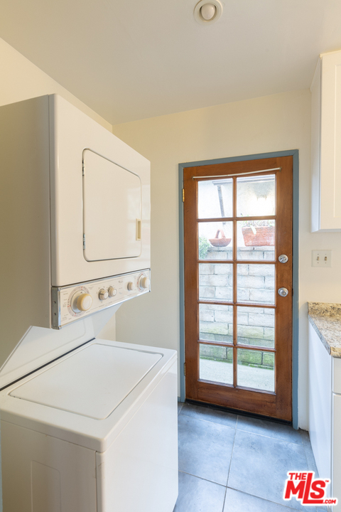 4348 Alla Road Los Angeles, CA 90066 - Photo 12 of 26 Gallery Image 12