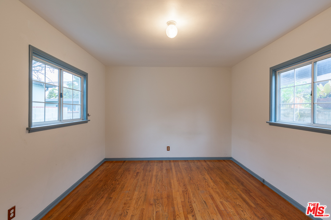 4348 Alla Road Los Angeles, CA 90066 - Photo 18 of 26 Gallery Image 18