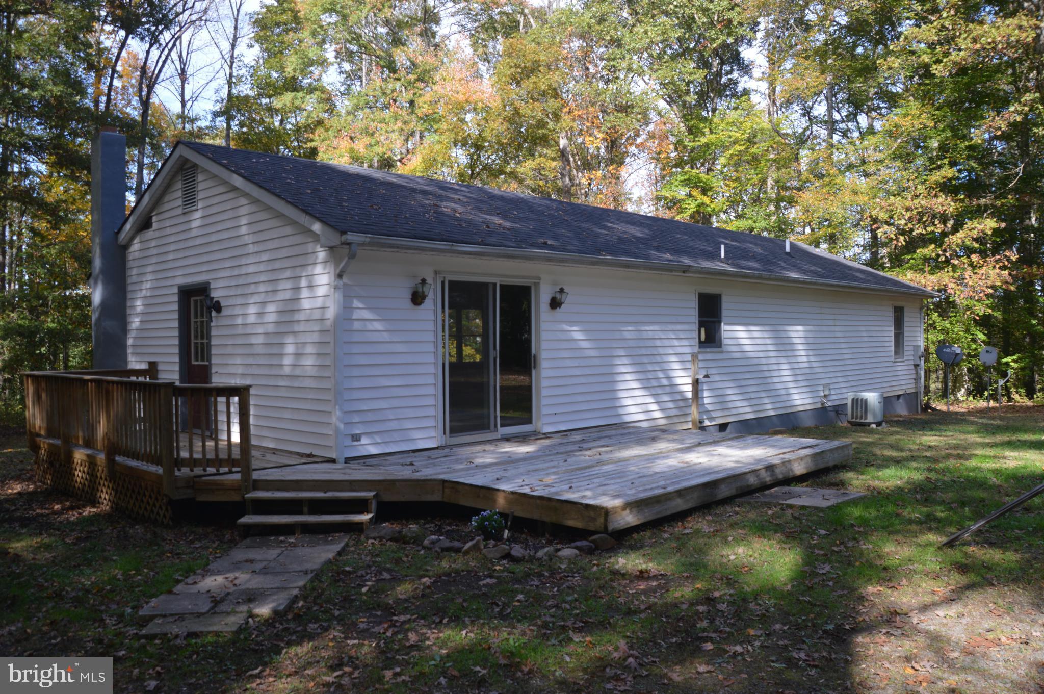 13811 Union Church Road Sumerduck, VA 22742 - Photo 2 of 13 Exterior (Rear) with deck
