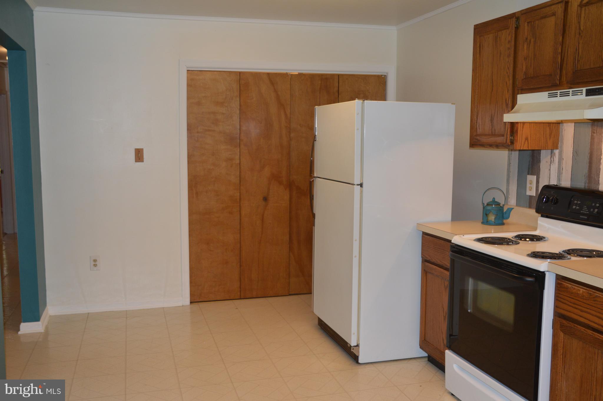 13811 Union Church Road Sumerduck, VA 22742 - Photo 6 of 13 Kitchen
