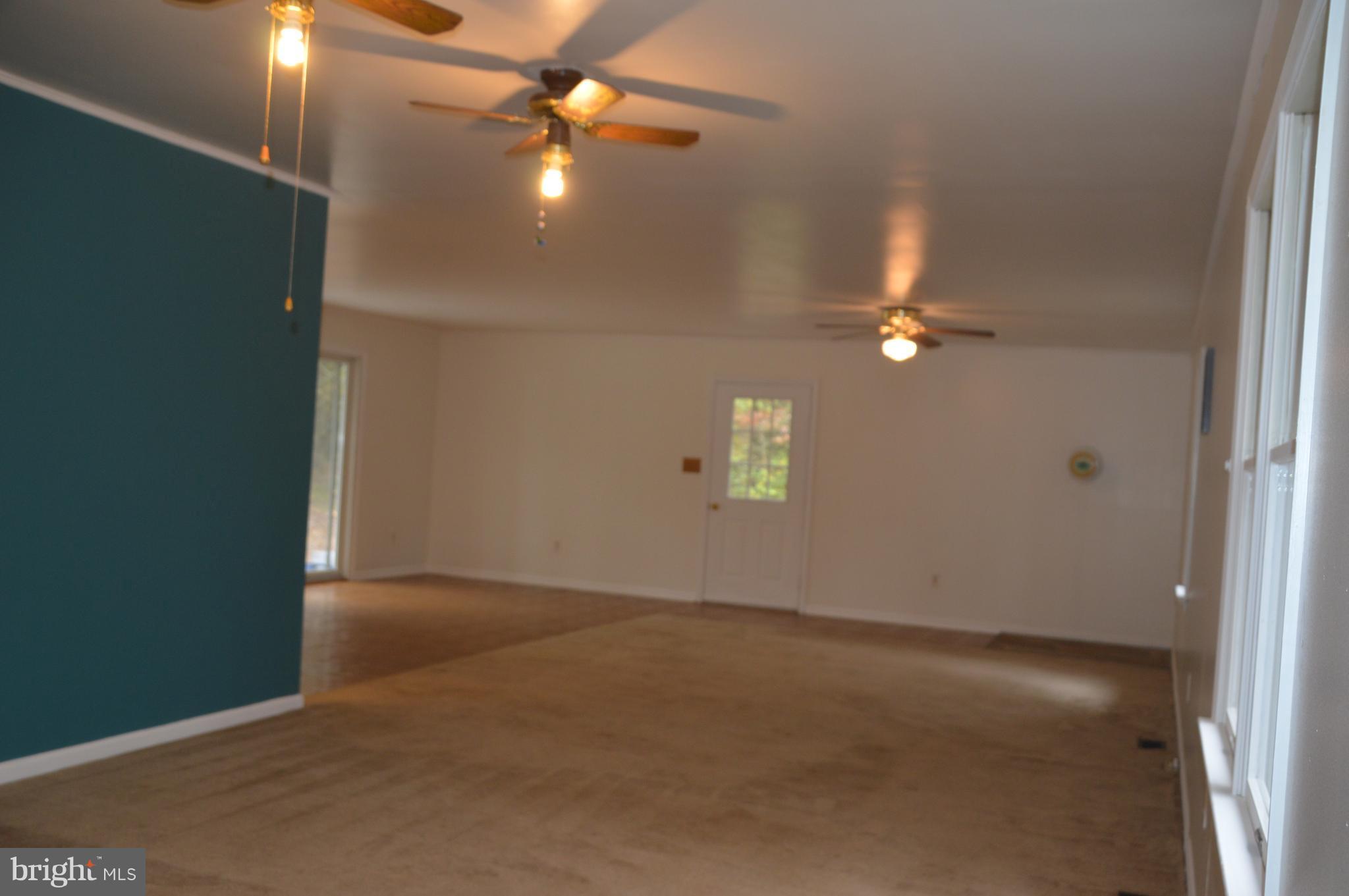 13811 Union Church Road Sumerduck, VA 22742 - Photo 8 of 13 Interior (General)