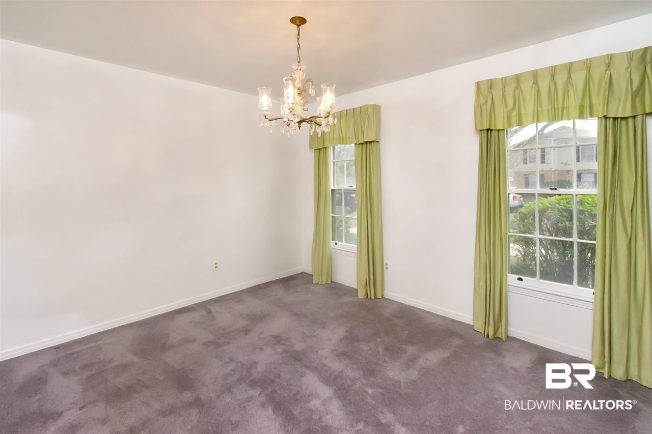 402 Coventry Way Mobile, AL 36606 - Photo 16 of 39