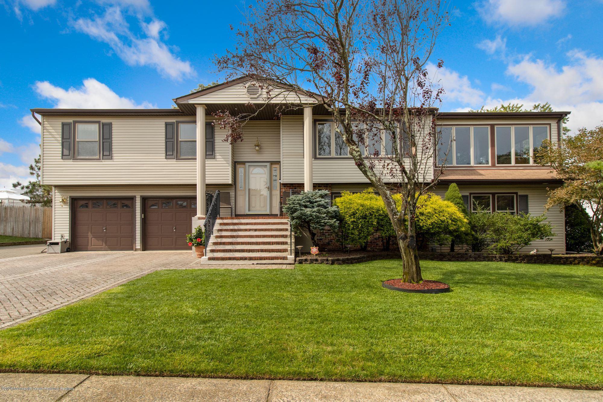 001_20_Lilac_Place_310944_578736