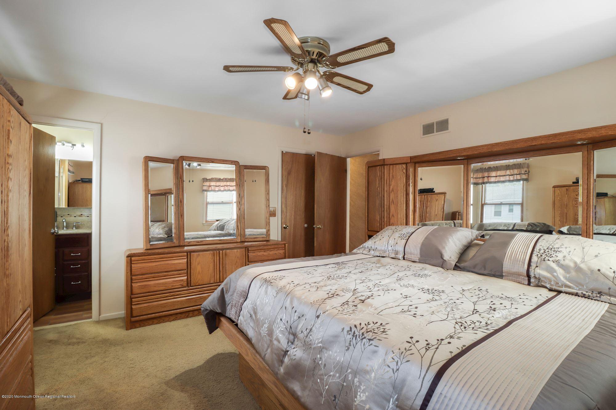 20 Lilac Place Howell, NJ 07731 - Photo 15 of 35 009_20_Lilac_Place_310944_578736