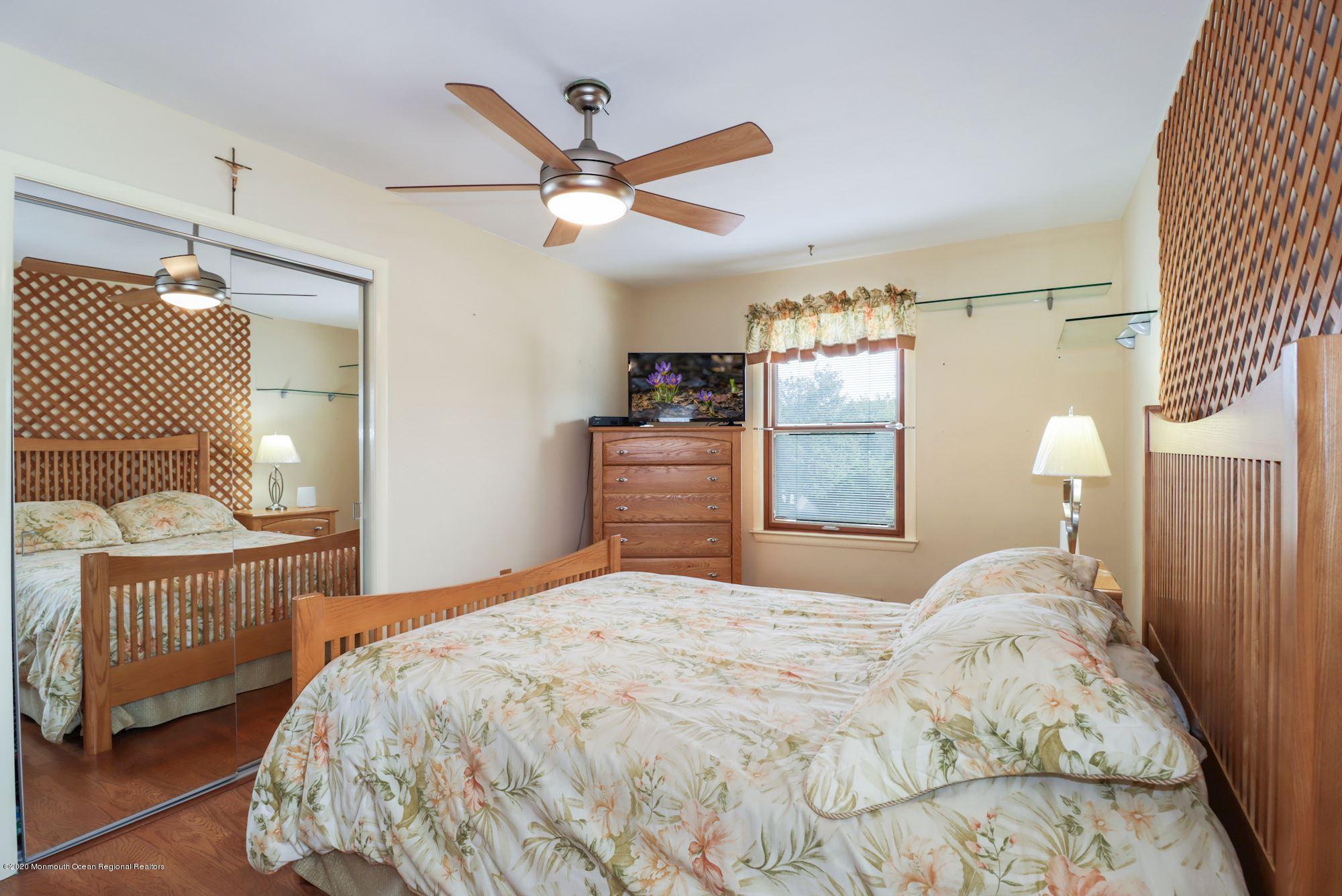 20 Lilac Place Howell, NJ 07731 - Photo 19 of 35 012_20_Lilac_Place_310944_578736