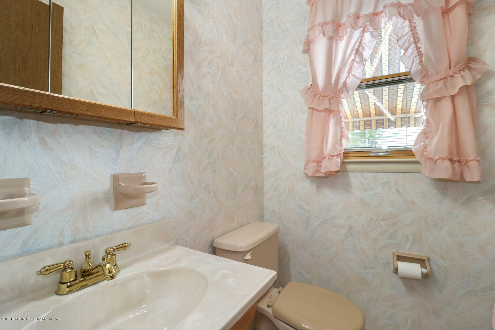 20 Lilac Place Howell, NJ 07731 - Photo 24 of 35 023_20_Lilac_Place_310944_578736