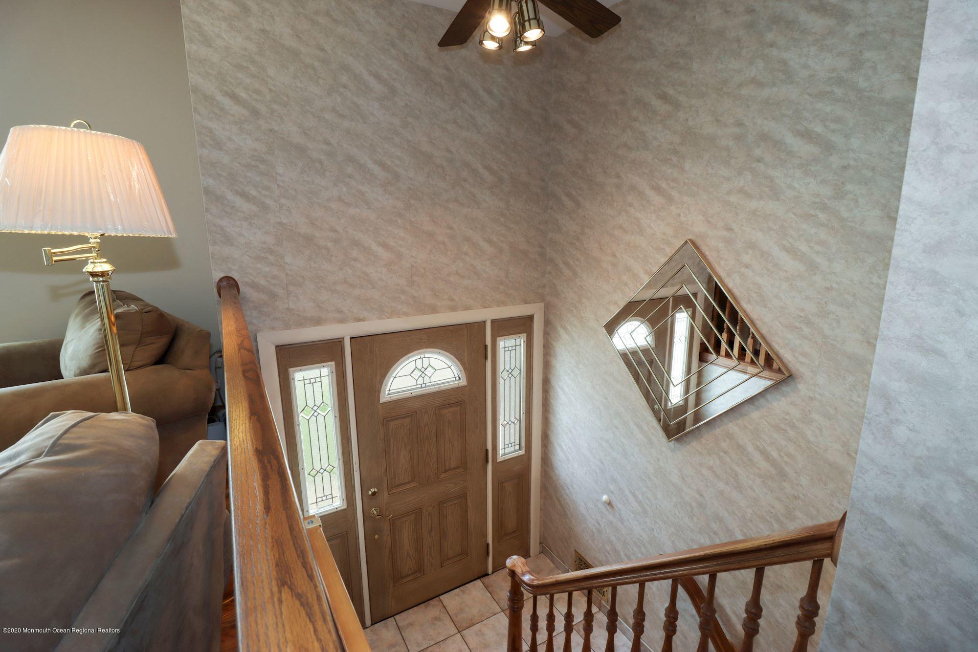 20 Lilac Place Howell, NJ 07731 - Photo 4 of 35 004_20_Lilac_Place_310944_578736